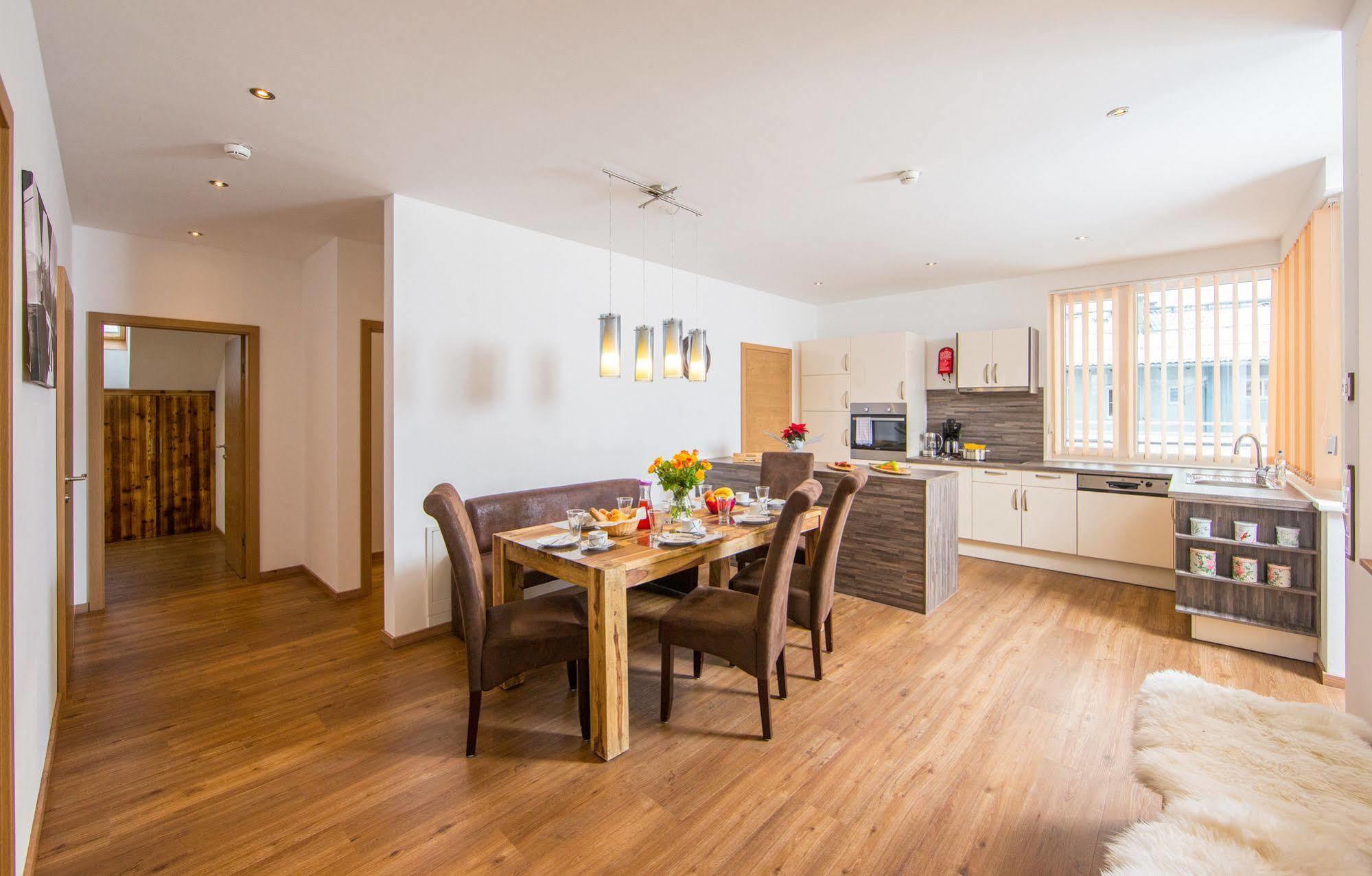 Appartement Living Schoenwies Including Zell Am See-Kaprun Summercard Bagian luar foto